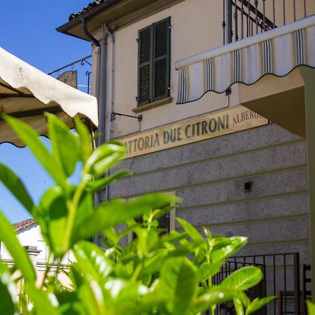 Hotel Trattoria Due Citroni Casalgrasso Exterior foto